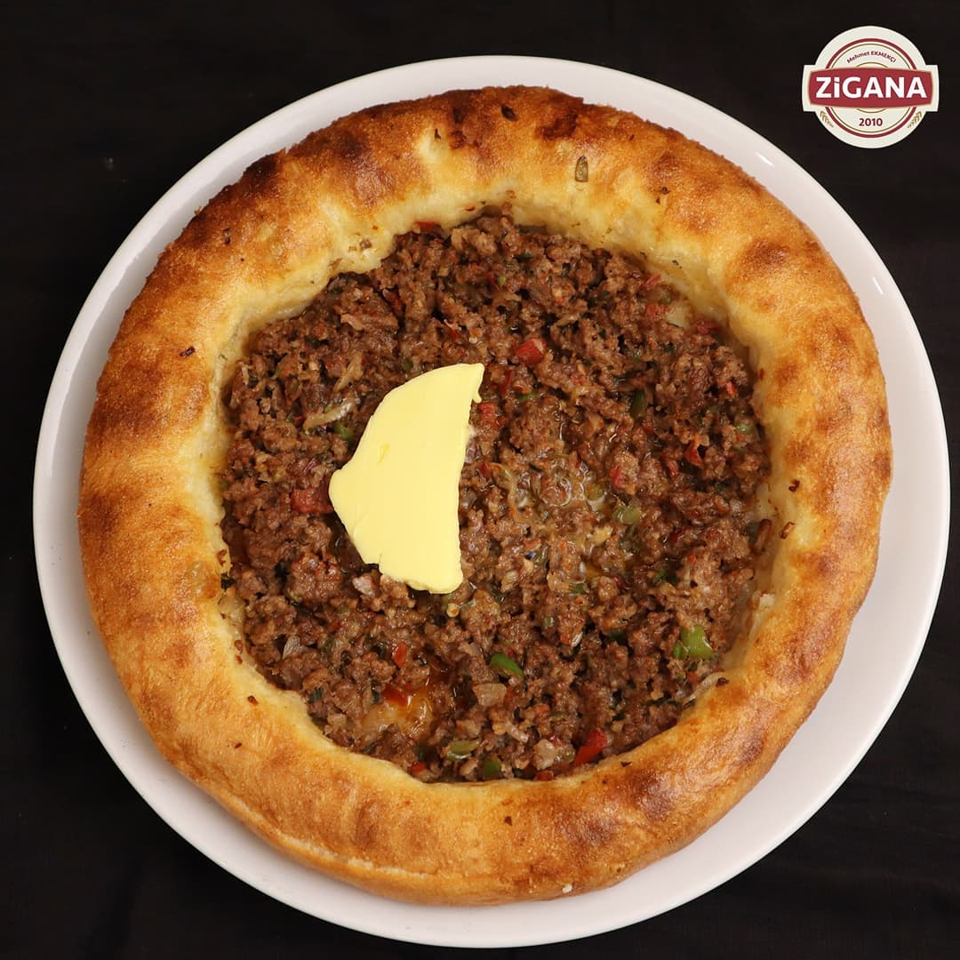  Yuvarlak Kıymalı Pide  